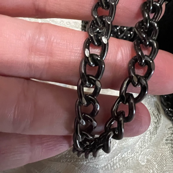 Black velvet small Giorgio Armani clutch🤗☝️🌹 - Picture 6 of 6